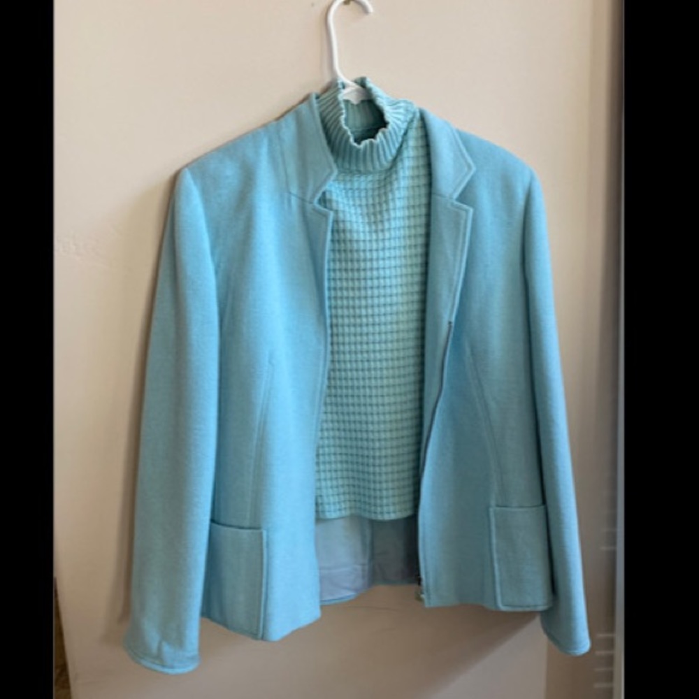 Carlisle Blue Jacket w/sleeveless turtleneck
